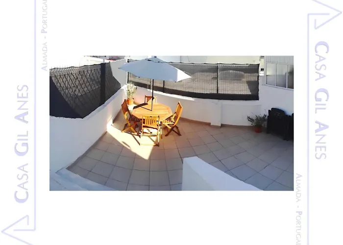 Casa Gil Anes * Almada